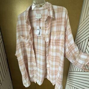 American Eagle Womens 90s Feel Oversize Peach White Plaid Button Up Shirt Blouse